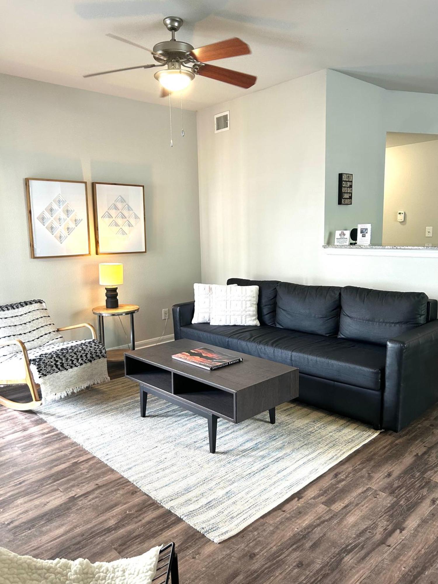 Hidden Gem At Med Center 2Br & 2Ba Apartment Houston Dış mekan fotoğraf
